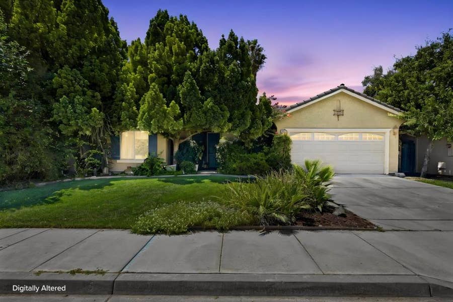 Property photo for 647 Elmwood Drive, Los Banos, CA