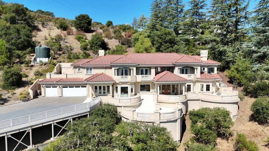 Property photo for 11837 Upland Way, Cupertino, CA