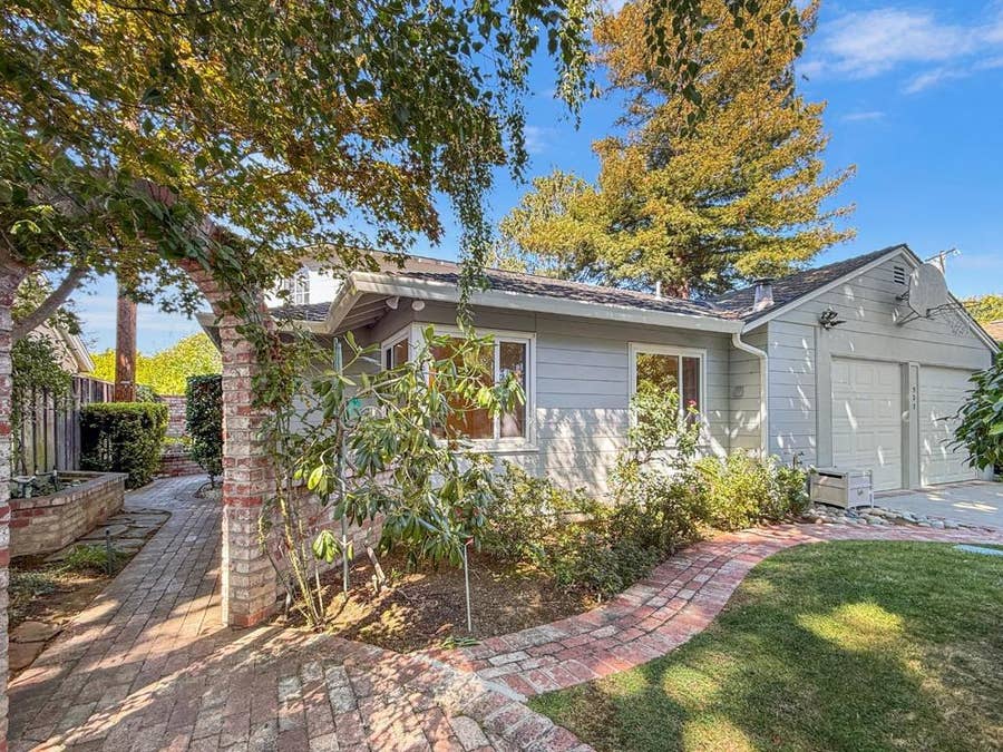 Property photo for 527 Hilbar Lane, Palo Alto, CA