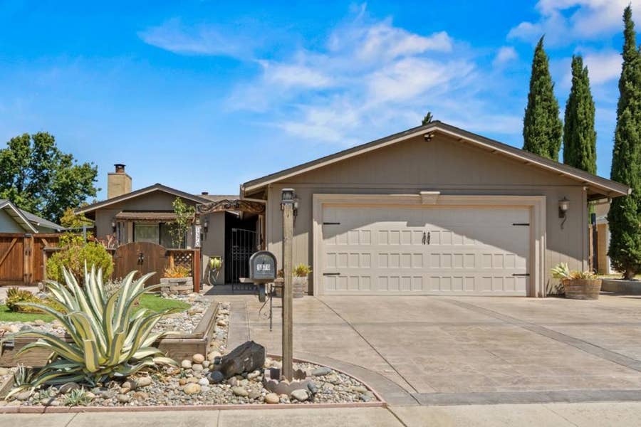 Property photo for 1370 Matador Drive, Hollister, CA