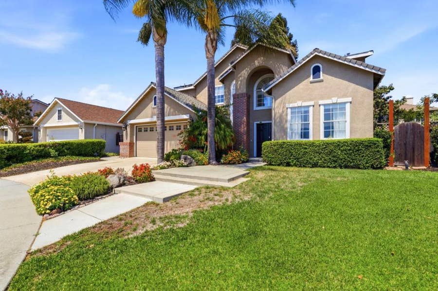 Property photo for 1301 Peregrine Drive, Gilroy, CA