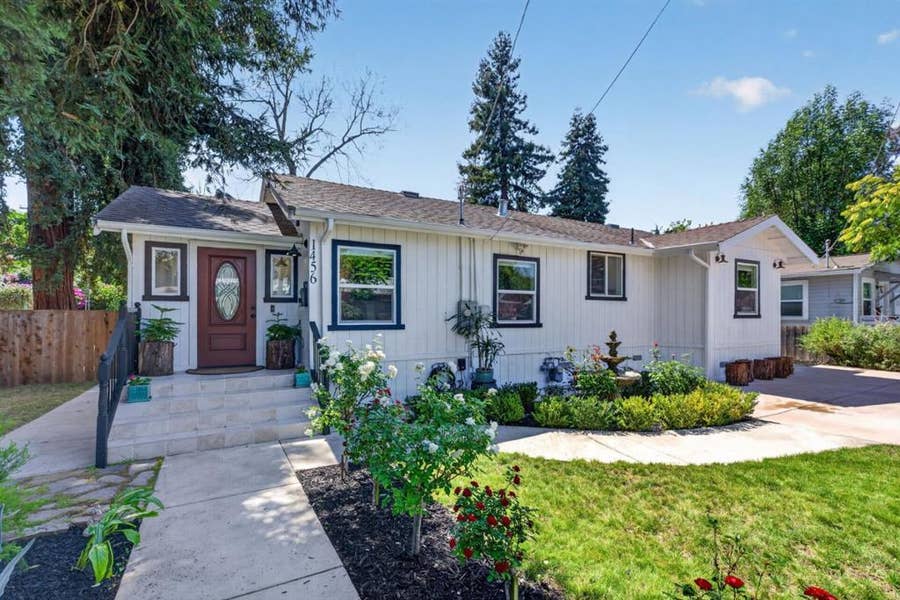 Property photo for 1456 B Street, Hayward, CA