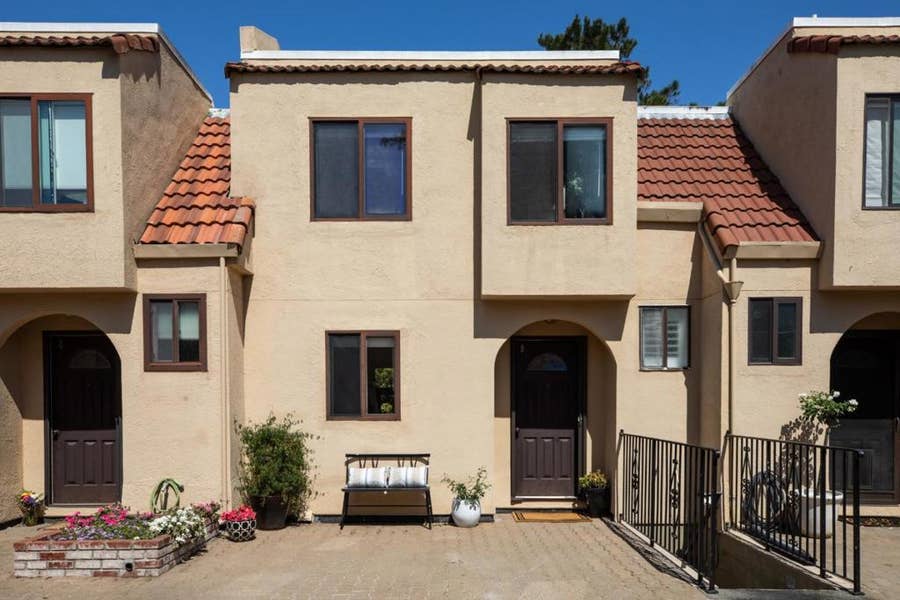 Property photo for 229 E Bellevue Avenue, #9, San Mateo, CA