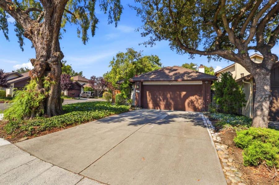 Property photo for 2627 Mabury Square, San Jose, CA