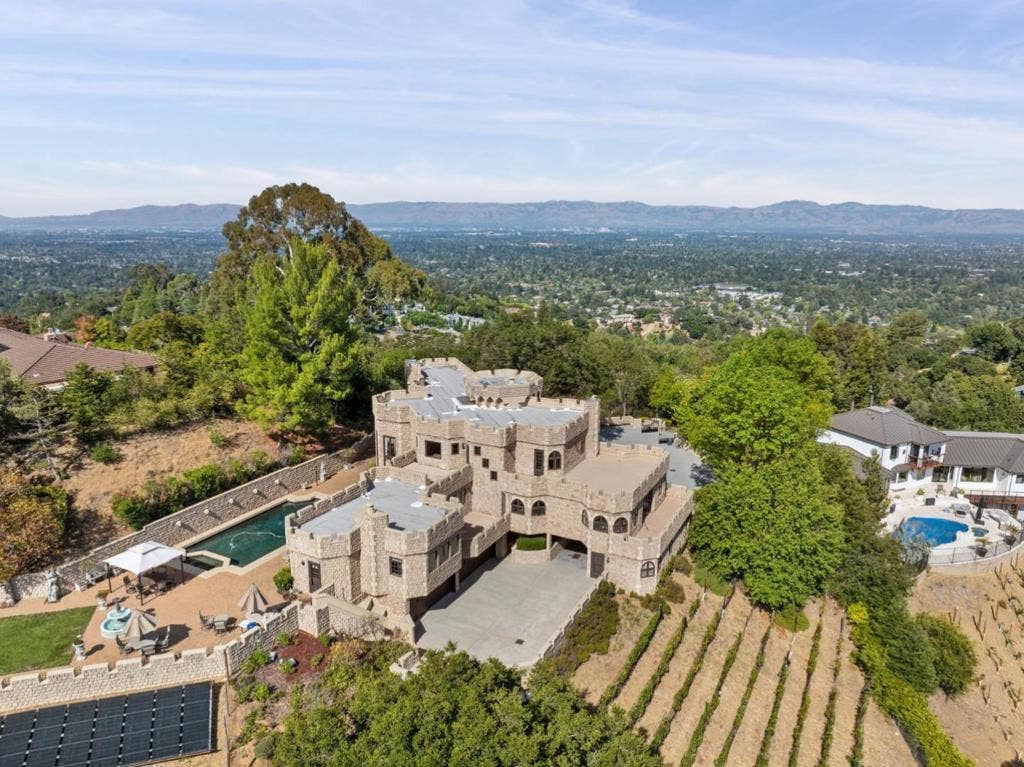 21449 Toll Gate Road, Saratoga, CA 95070