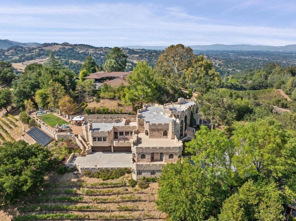 21449 Toll Gate Road, Saratoga, CA 95070