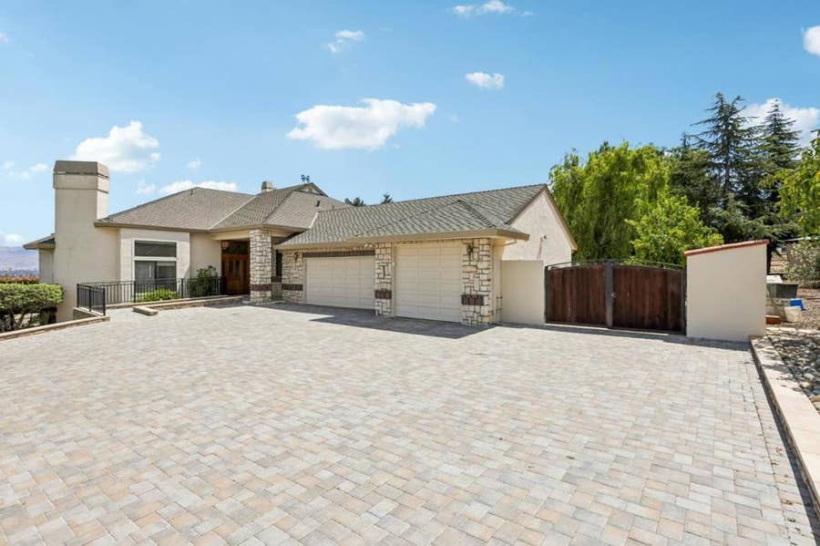 Property photo for 275 Nicholson Drive, Hollister, CA