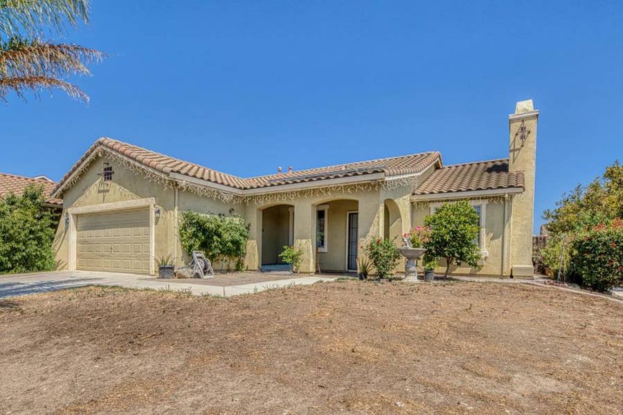 Property photo for 222 Vineyard Drive, Greenfield, CA
