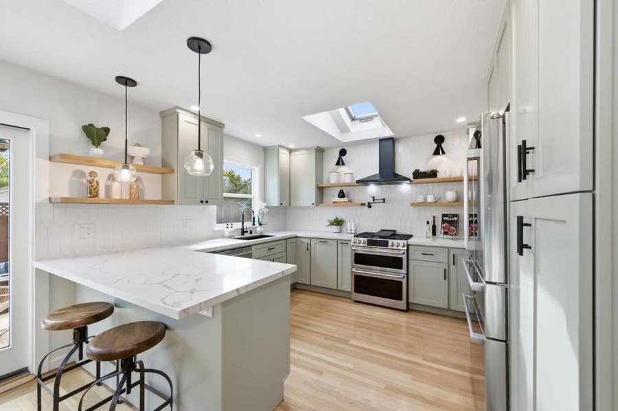 Property photo for 1005 Hall Street, San Carlos, CA