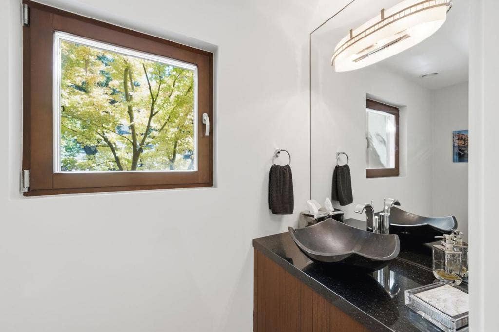 12271 Hilltop Drive, Los Altos Hills, CA 94024