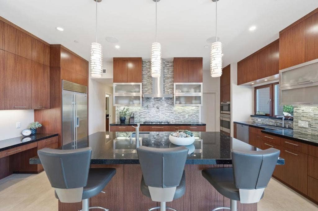 12271 Hilltop Drive, Los Altos Hills, CA 94024