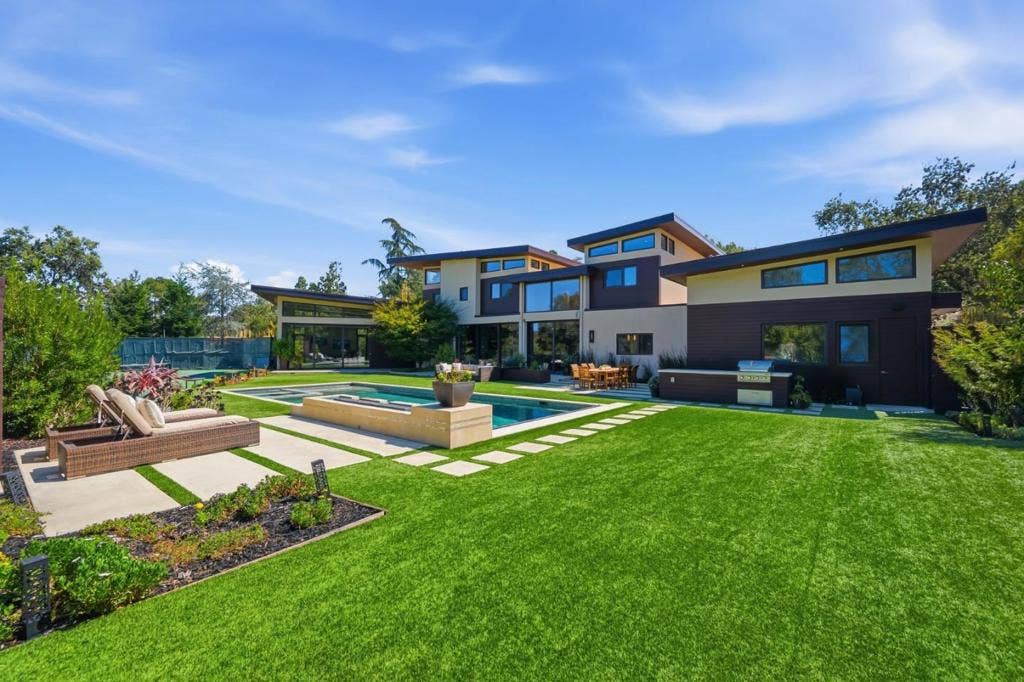 12271 Hilltop Drive, Los Altos Hills, CA 94024