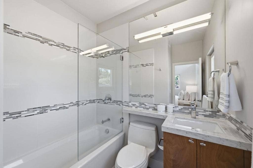 12271 Hilltop Drive, Los Altos Hills, CA 94024