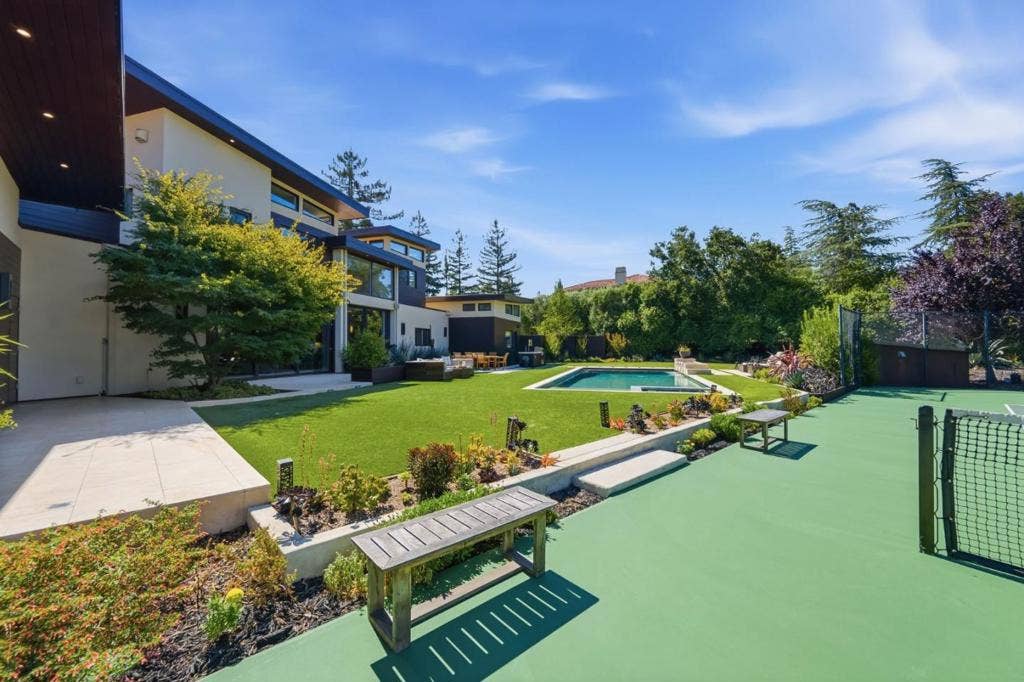 12271 Hilltop Drive, Los Altos Hills, CA 94024