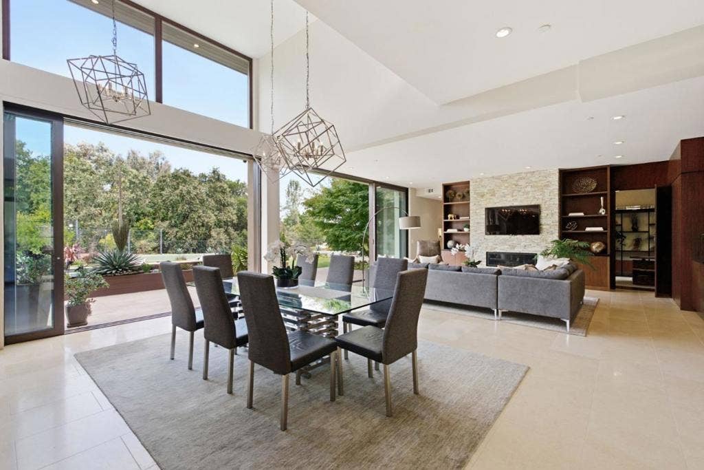 12271 Hilltop Drive, Los Altos Hills, CA 94024