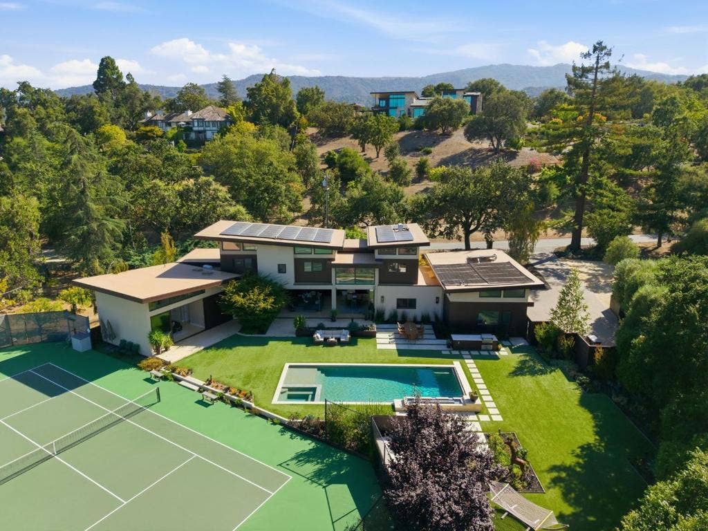 12271 Hilltop Drive, Los Altos Hills, CA 94024