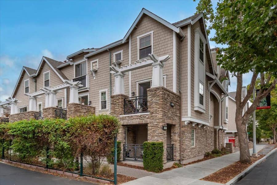 Property photo for 31 Artisan Way, Menlo Park, CA