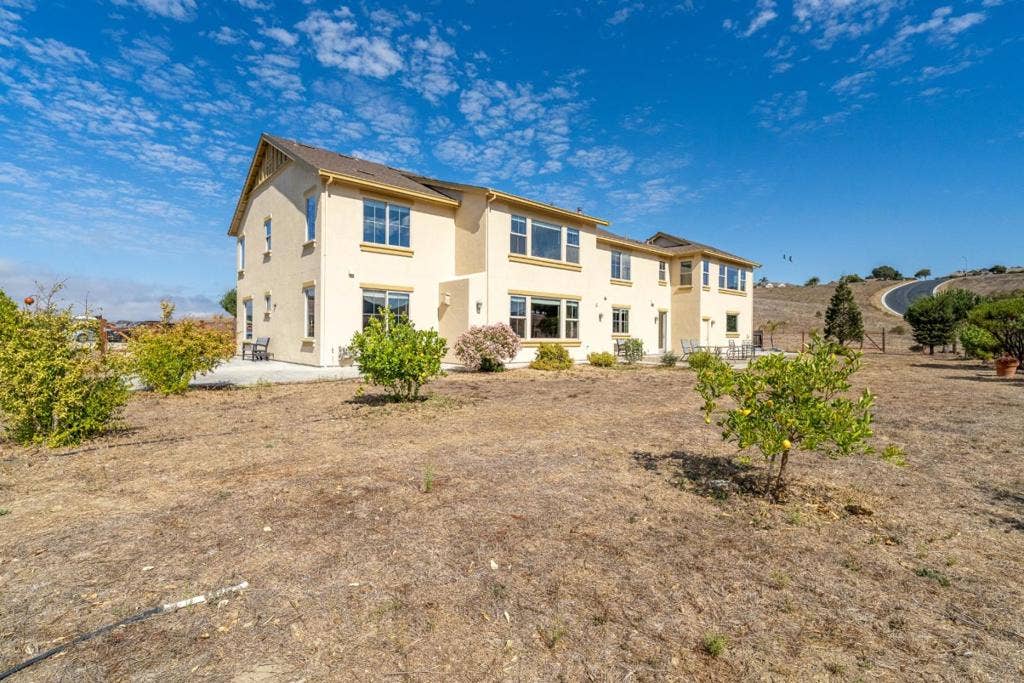 909 Via Juan Pablo, San Juan Bautista, CA 95045