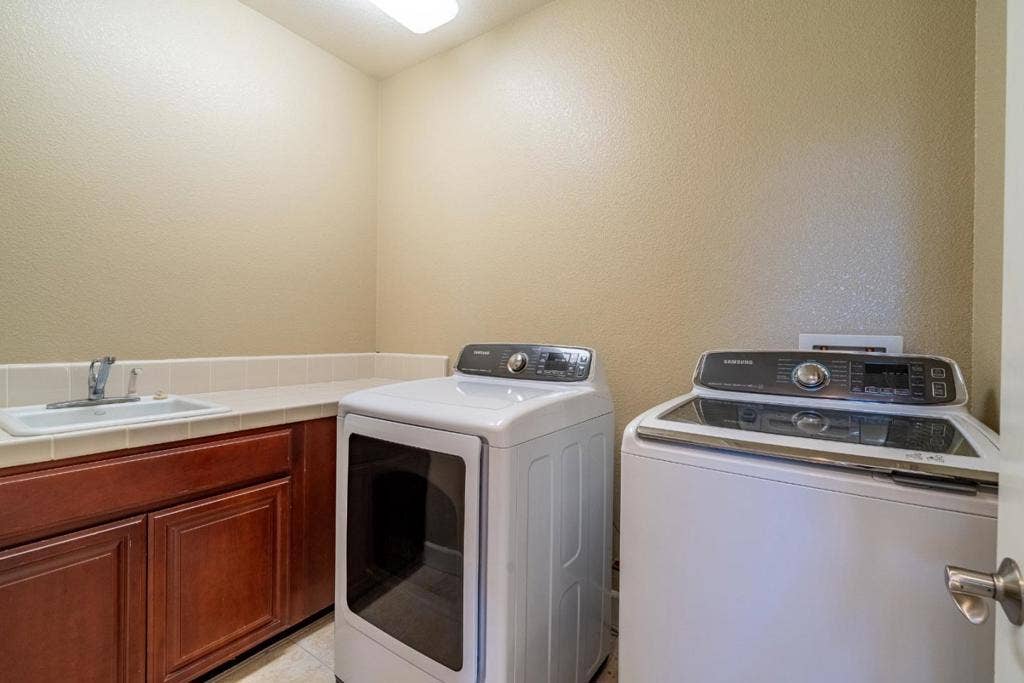 909 Via Juan Pablo, San Juan Bautista, CA 95045