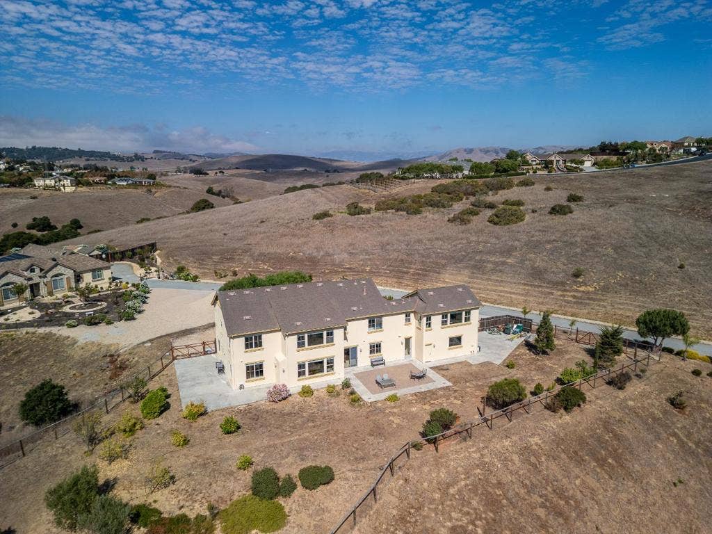 909 Via Juan Pablo, San Juan Bautista, CA 95045