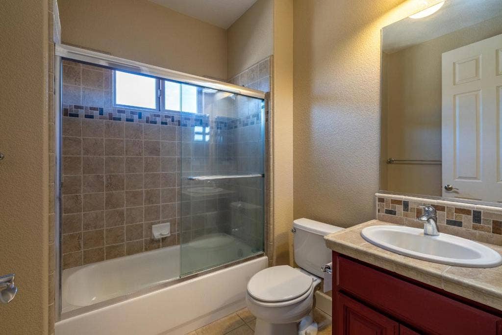 909 Via Juan Pablo, San Juan Bautista, CA 95045
