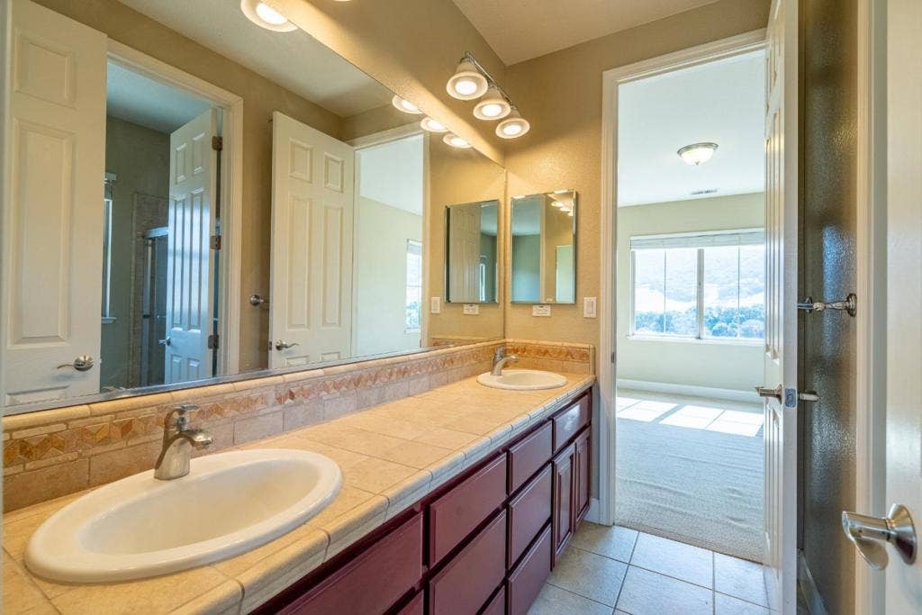 909 Via Juan Pablo, San Juan Bautista, CA 95045