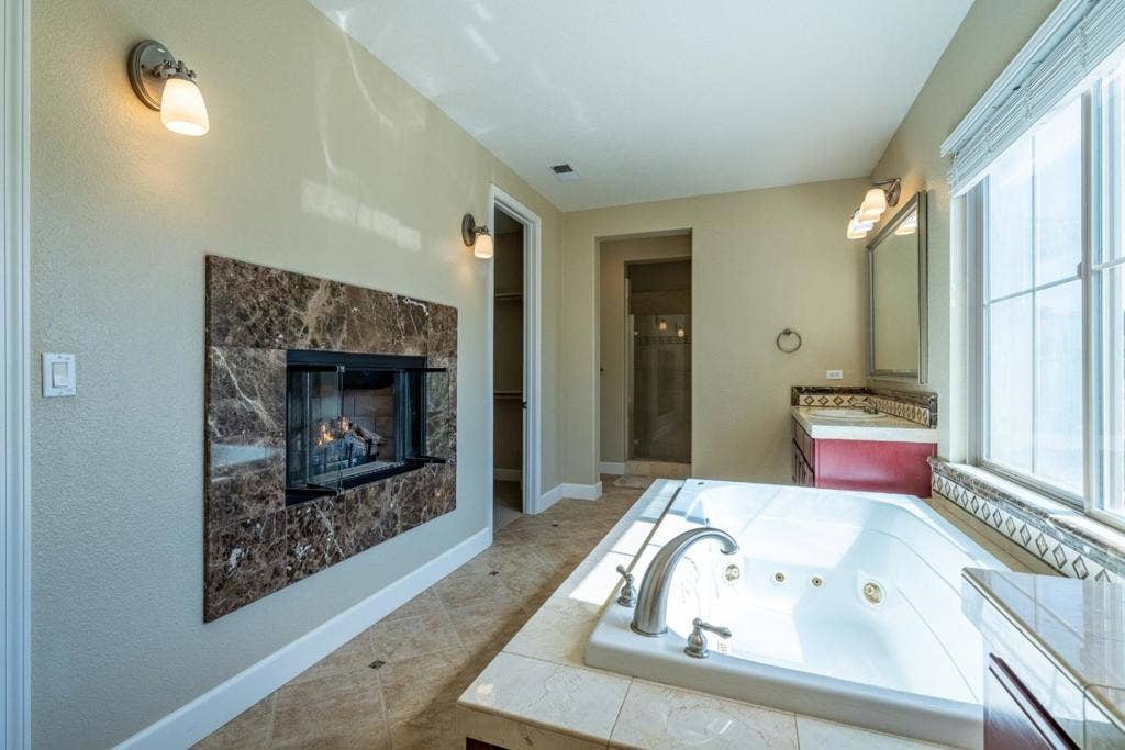 909 Via Juan Pablo, San Juan Bautista, CA 95045
