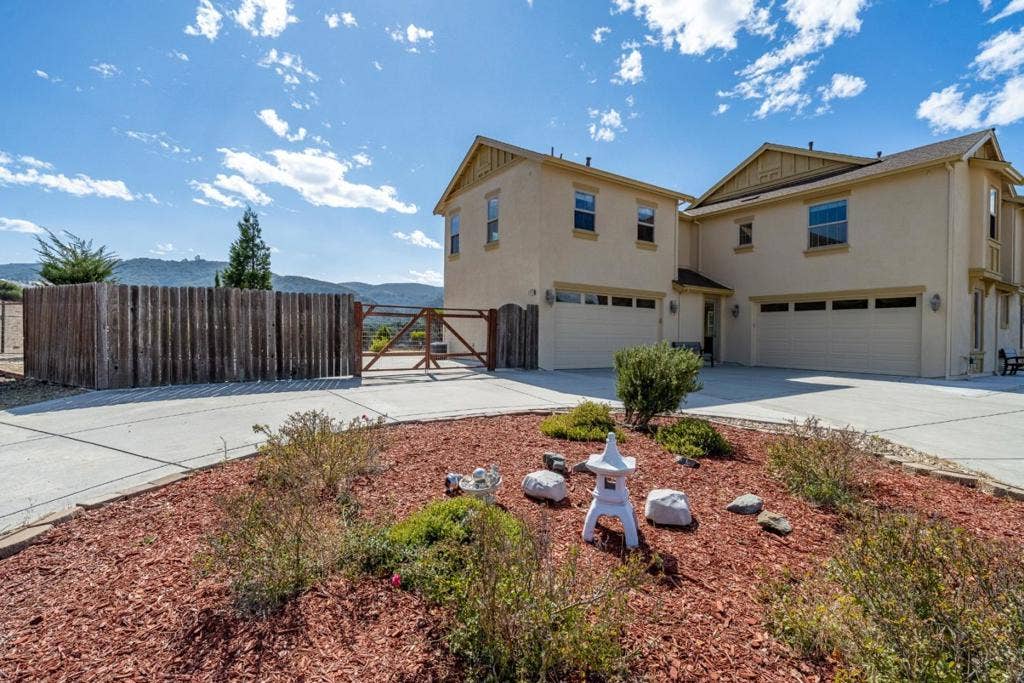 909 Via Juan Pablo, San Juan Bautista, CA 95045