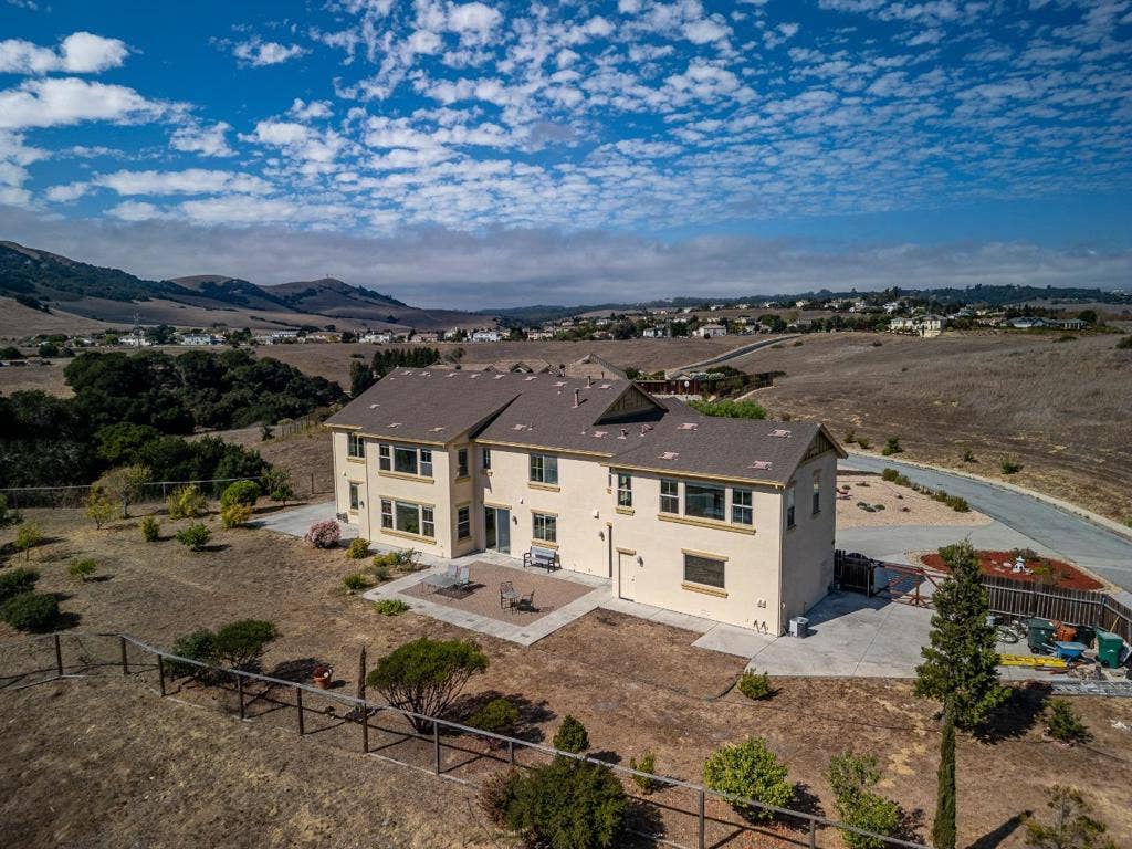 909 Via Juan Pablo, San Juan Bautista, CA 95045