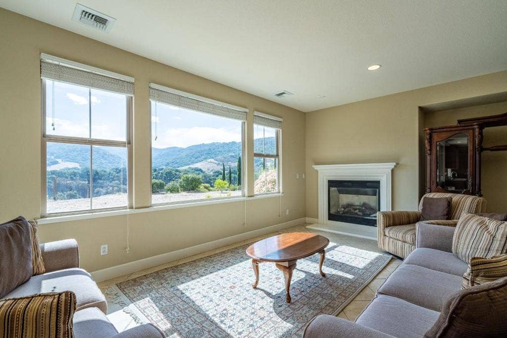 909 Via Juan Pablo, San Juan Bautista, CA 95045