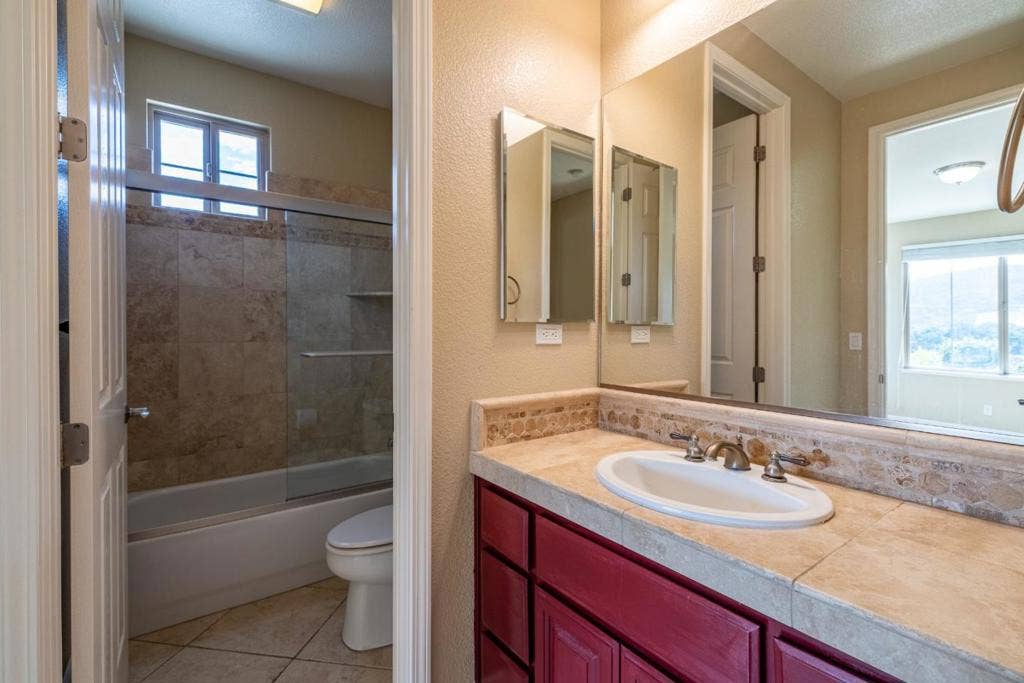 909 Via Juan Pablo, San Juan Bautista, CA 95045