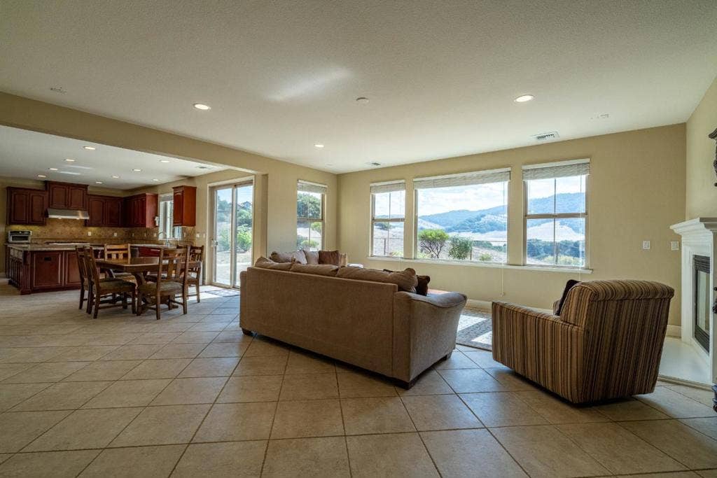 909 Via Juan Pablo, San Juan Bautista, CA 95045
