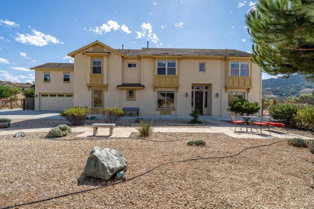 909 Via Juan Pablo, San Juan Bautista, CA 95045