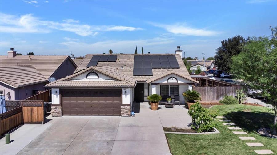 Property photo for 1093 Lambdin Street, Manteca, CA