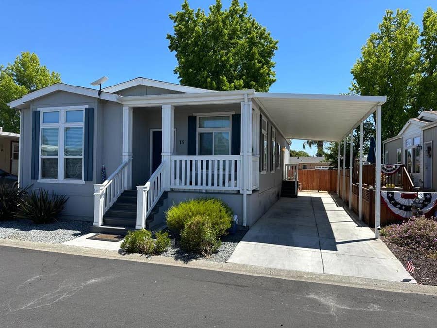 Property photo for 500 W 10th Street, #15, Gilroy, CA