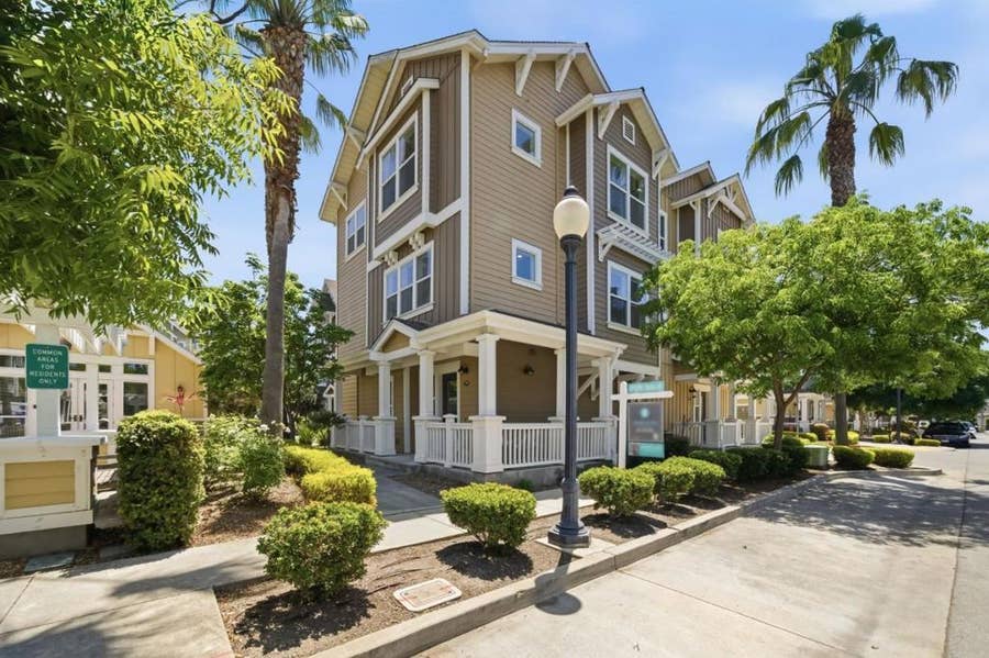Property photo for 1908 Aberdeen Lane, Mountain View, CA