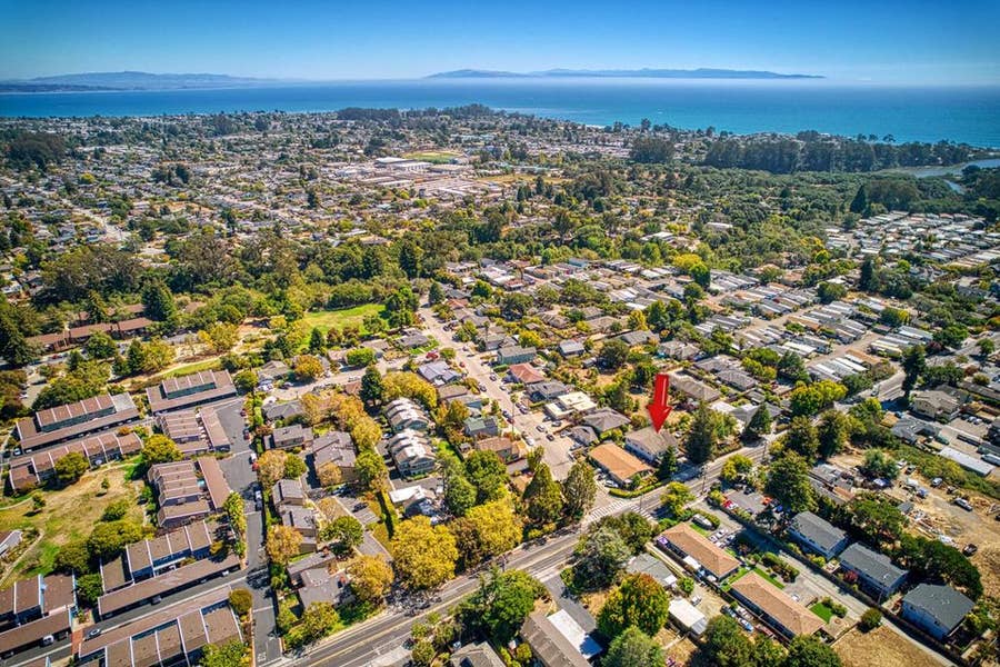 Property photo for 1266 7th Avenue, Santa Cruz, CA