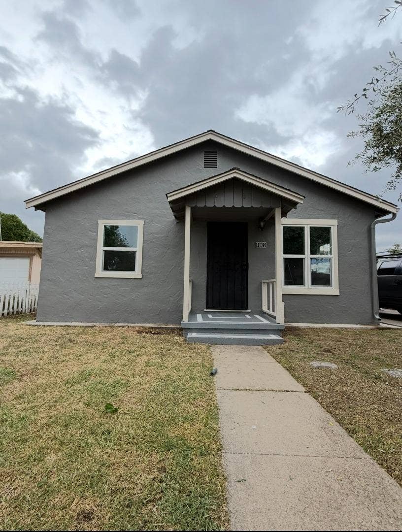 Property photo for 1809 Idalou Avenue, Modesto, CA