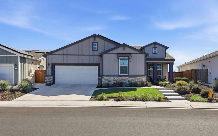 Property photo for 1158 Crescent Avenue, Manteca, CA