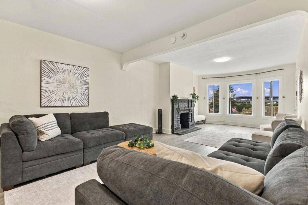 461 John Daly Boulevard, Daly City, CA 94014 461 John Daly Boulevard, Daly City, CA 94014