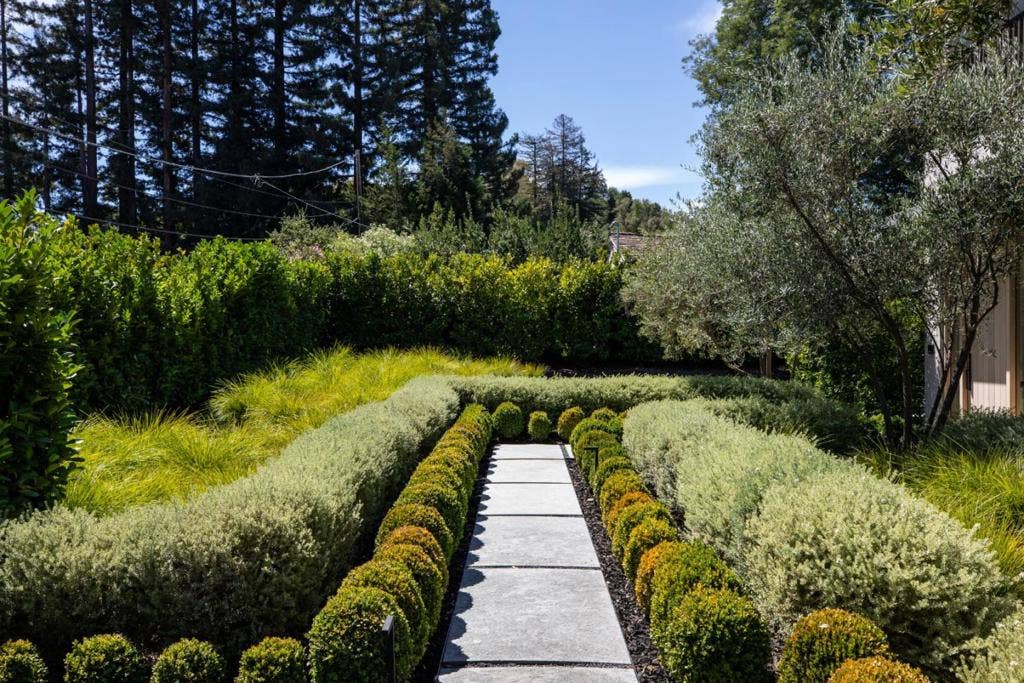 368 Camino Al Lago, Atherton, CA 94027