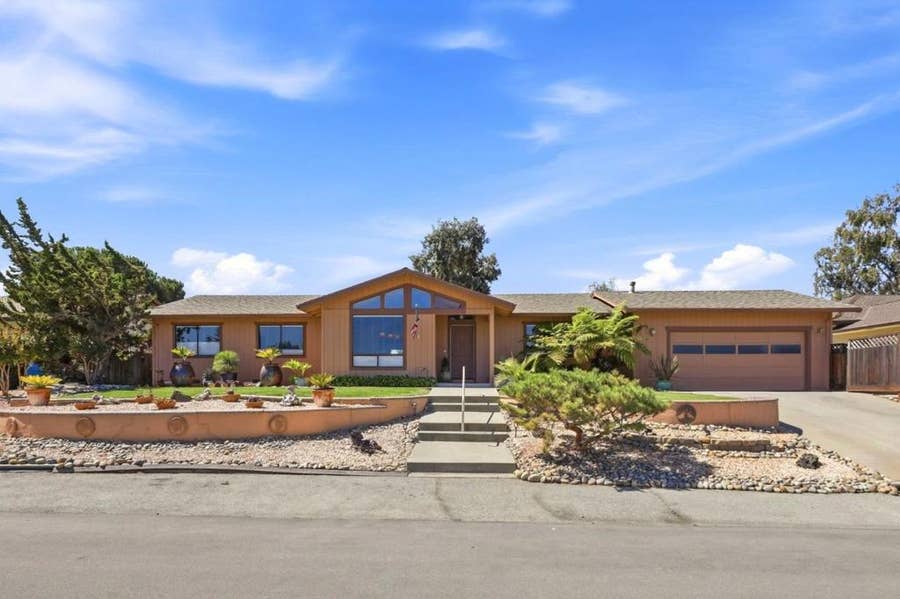 Property photo for 400 Donald Drive, Hollister, CA