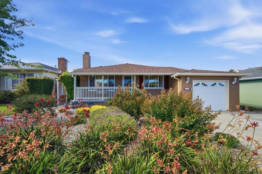 Property photo for 213 Estrella Way, San Mateo, CA