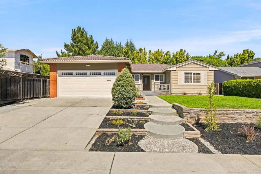 Property photo for 1005 Iris Avenue, Sunnyvale, CA