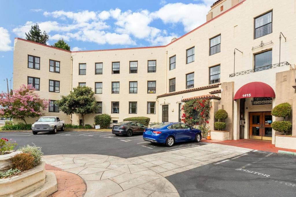 2544 Santa Clara Avenue, Alameda, CA 94501 2544 Santa Clara Avenue, Alameda, CA 94501