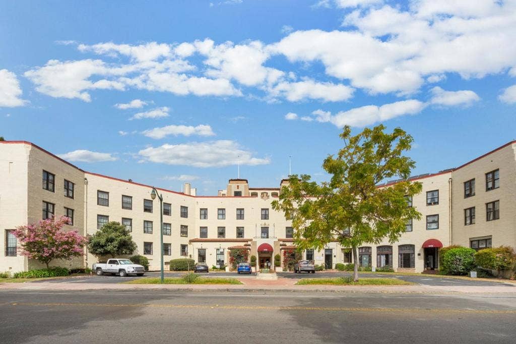 2544 Santa Clara Avenue, Alameda, CA 94501 2544 Santa Clara Avenue, Alameda, CA 94501