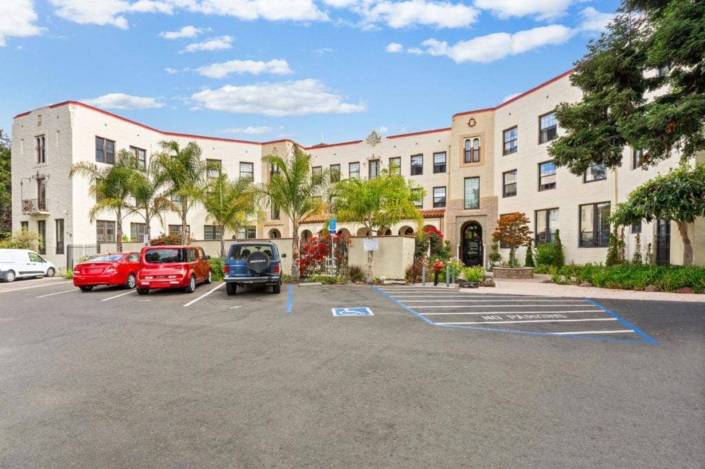 2544 Santa Clara Avenue, Alameda, CA 94501 2544 Santa Clara Avenue, Alameda, CA 94501