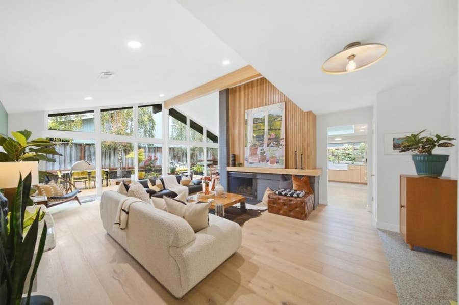 Property photo for 2017 Bordeaux Lane, Half Moon Bay, CA