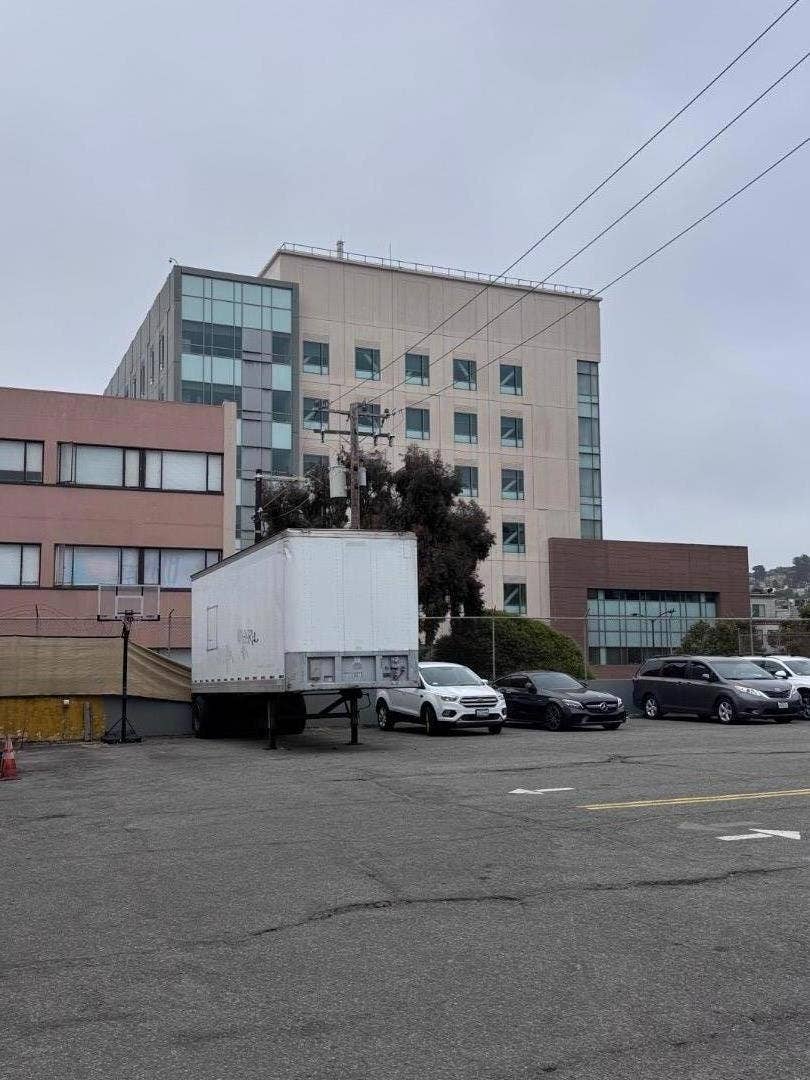 3550 Cesar Chavez Street, San Francisco, CA 94110 3550 Cesar Chavez Street, San Francisco, CA 94110