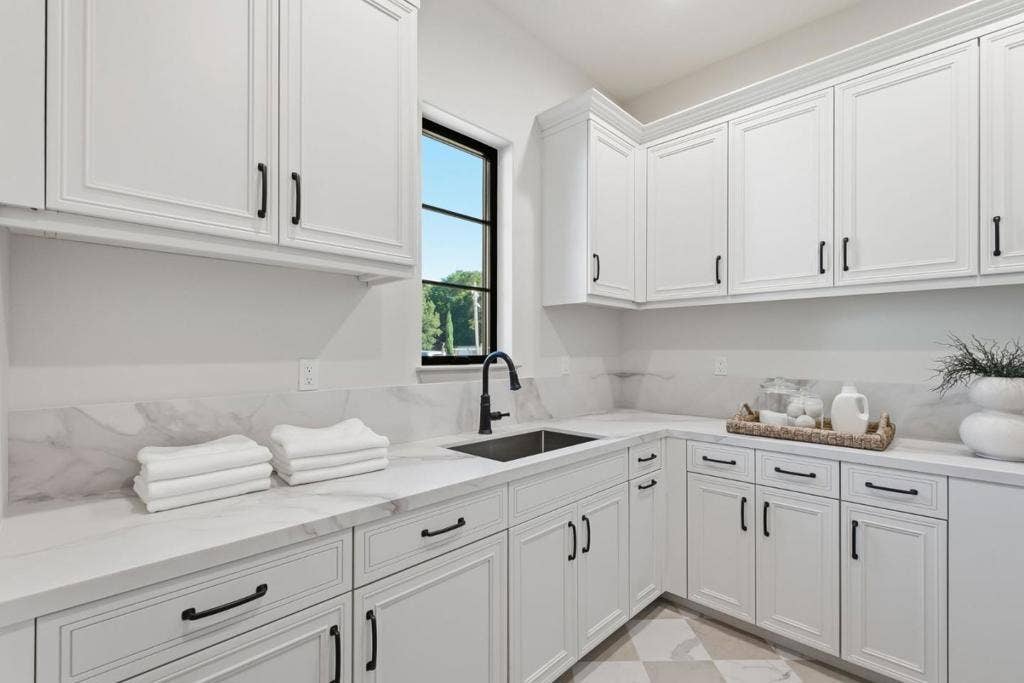18540 Quito Grove Court, Saratoga, CA 95070 18540 Quito Grove Court, Saratoga, CA 95070